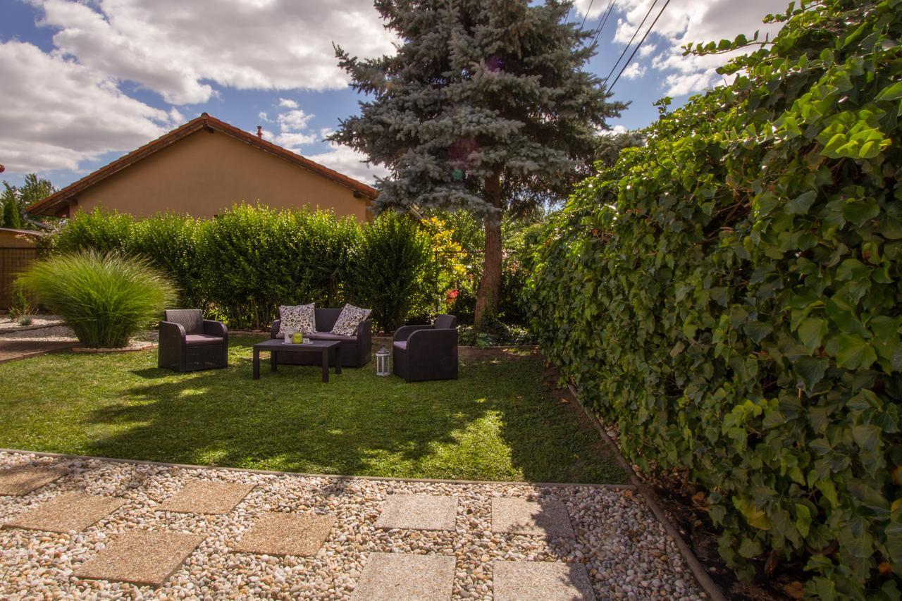 Green Residence Elmenykoezpont Velence Εξωτερικό φωτογραφία